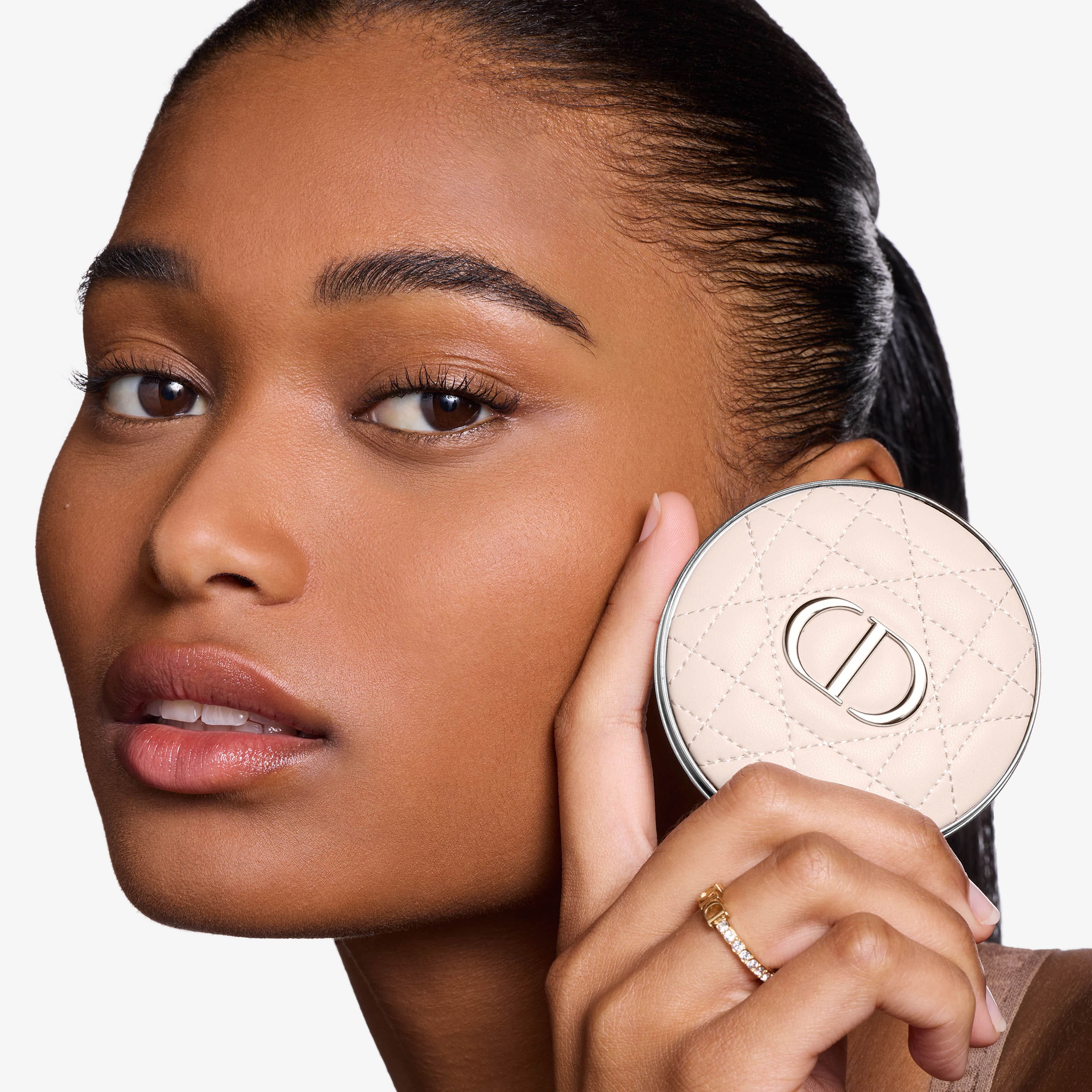 DIOR FOREVER NUDE MATTE FILTER - Image 18